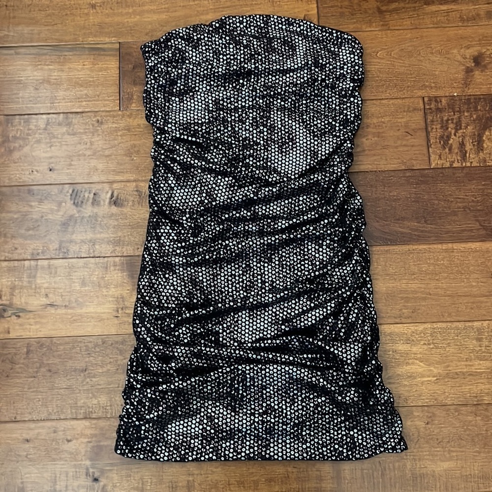 Express Bodycon Ruched Strapless Dress Size M - Picture 4 of 10
